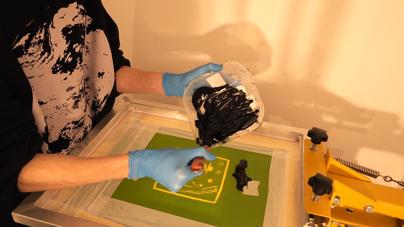 Screen printing at Mezzanin